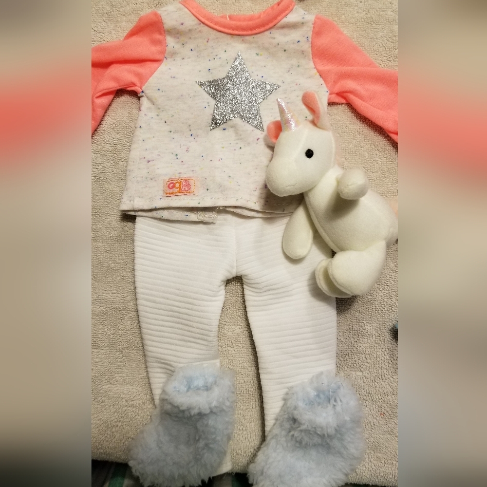 Seven Doll Pajama Sets, Mostly Our Generation - Picture 5 of 8